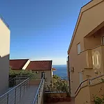 Antonia 3* Makarska