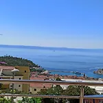 Antonia 3* Makarska