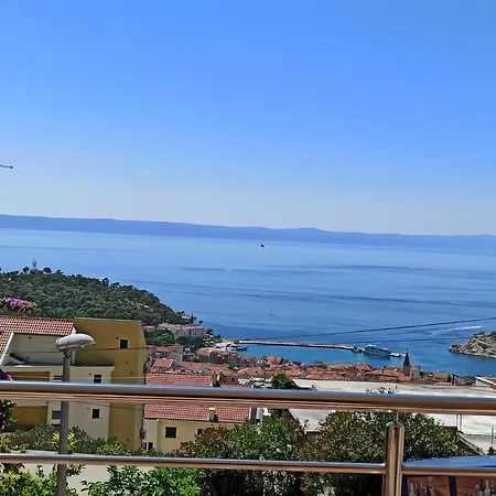 Antonia 3* Makarska