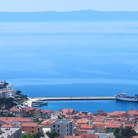 Antonia Affittacamere Makarska